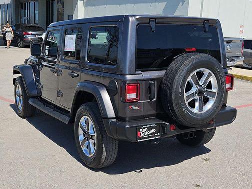 2021 Jeep Wrangler Unlimited Sahara