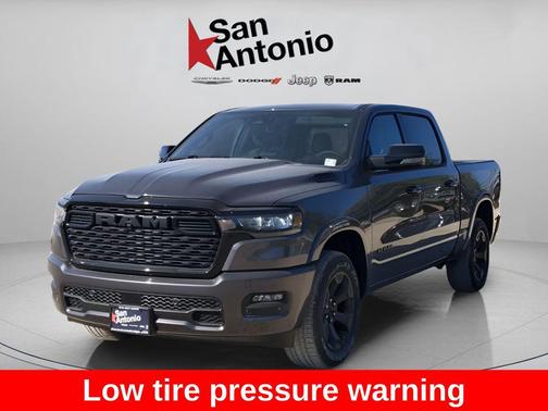 Granite Crystal Metallic Clearcoat 2026 RAM 1500 Big Horn/Lone Star