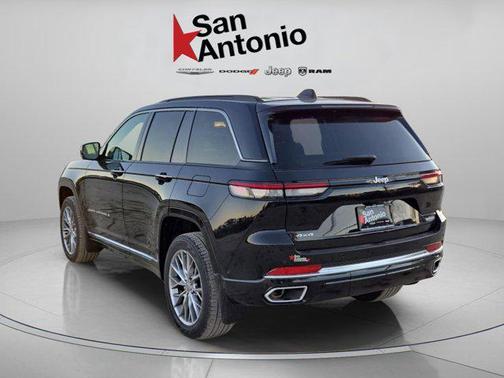 2025 Jeep Grand Cherokee Summit