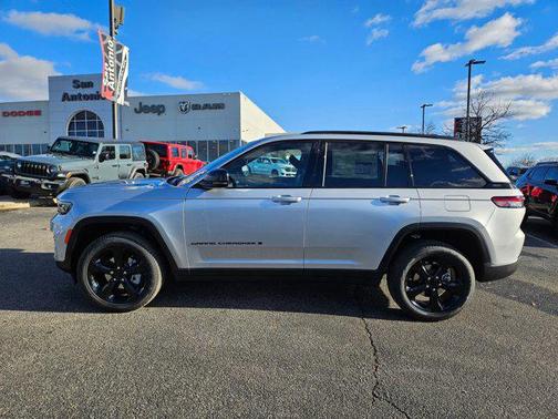 2025 Jeep Grand Cherokee Limited X
