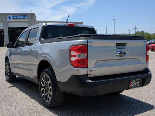 2022 Ford Maverick Lariat