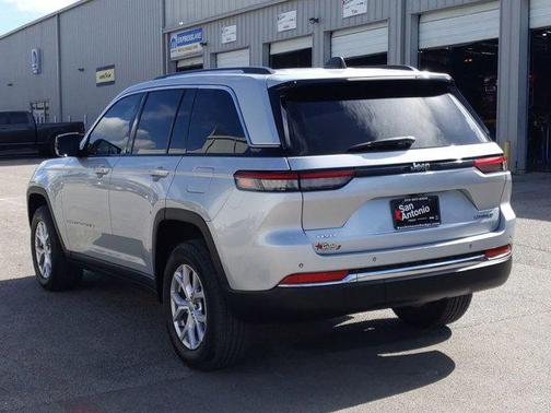 2022 Jeep Grand Cherokee Limited