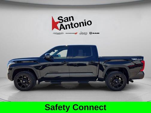 Midnight Black Metallic 2022 Toyota Tundra SR5