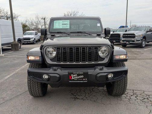 2025 Jeep Gladiator Nighthawk