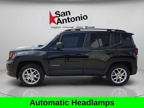 Black Clearcoat 2023 Jeep Renegade Latitude