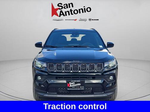 Diamond Black Crystal Pearlcoat 2026 Jeep Compass Latitude