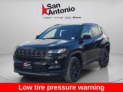 Diamond Black Crystal Pearlcoat 2026 Jeep Compass Latitude