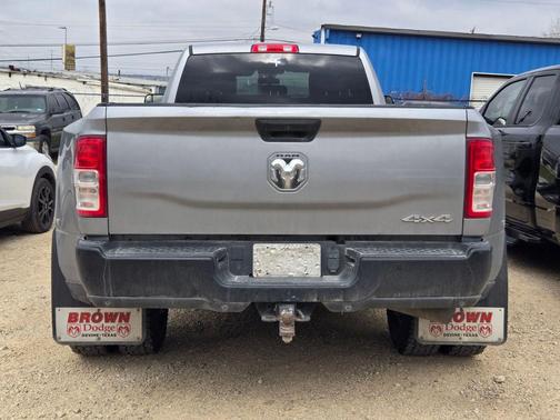 2021 RAM 3500 Tradesman Crew Cab 4x4 8' Box