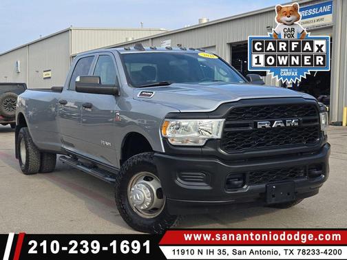 2021 RAM 3500 Tradesman Crew Cab 4x4 8' Box