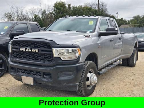 2021 RAM 3500 Tradesman Crew Cab 4x4 8' Box