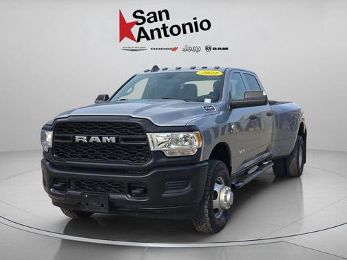 2021 RAM 3500 Tradesman Crew Cab 4x4 8' Box