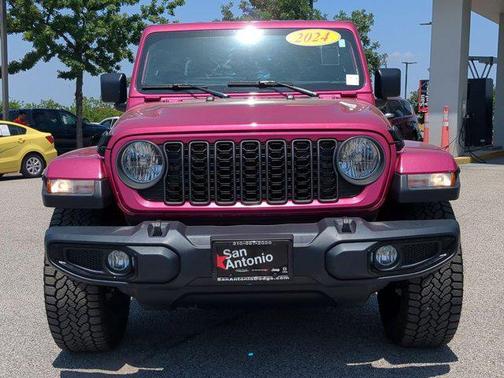 2024 Jeep Gladiator Nighthawk