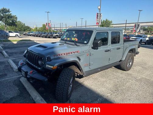 Anvil Clearcoat 2025 Jeep Gladiator Mojave 4x4