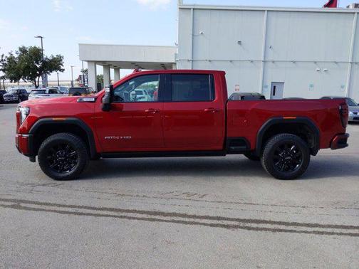 2024 GMC Sierra 2500 AT4
