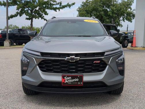 2025 Chevrolet Trax FWD 2RS