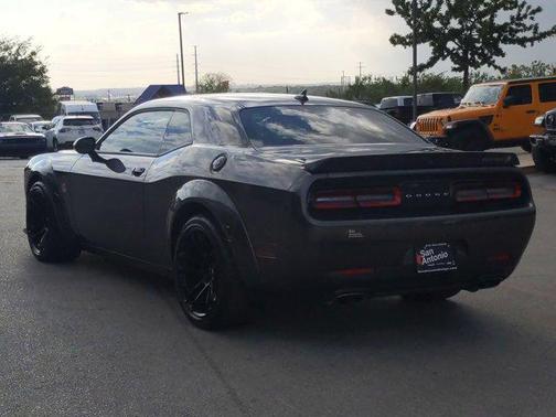 2023 Dodge Challenger R/T Scat Pack Widebody