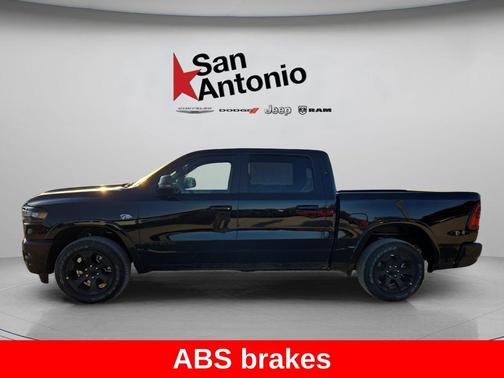 Diamond Black Crystal Pearlcoat 2026 RAM 1500 Big Horn/Lone Star