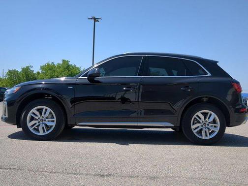 2024 Audi Q5 45 S line Premium