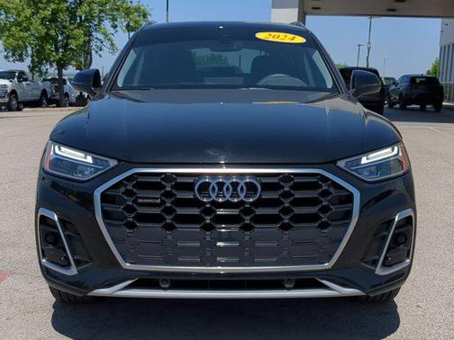 2024 Audi Q5 45 S line Premium