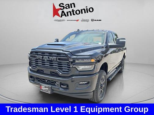 Diamond Black Crystal Pearlcoat 2026 RAM 2500 Tradesman Crew Cab 4x4 6'4' Box