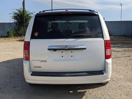 2008 Chrysler Town & Country Touring