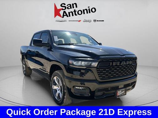 Diamond Black Crystal Pearlcoat 2026 RAM 1500 Express