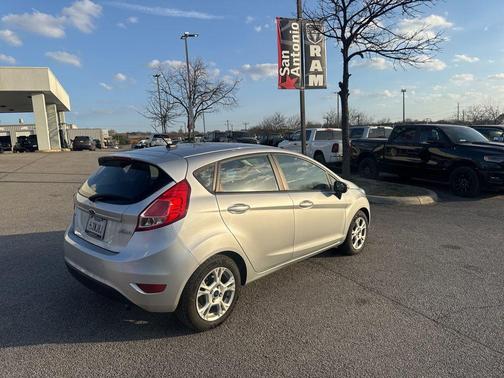 2015 Ford Fiesta SE