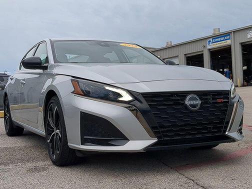 2024 Nissan Altima SR FWD