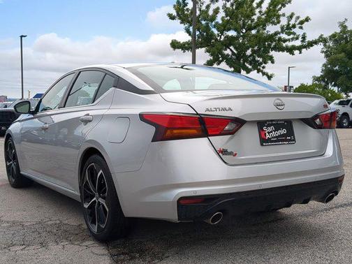 2024 Nissan Altima SR FWD