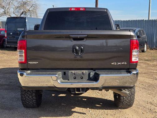2022 RAM 2500 Big Horn Crew Cab 4x4 6'4' Box