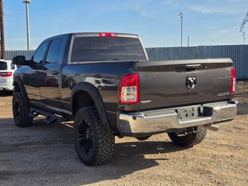 2022 RAM 2500 Big Horn Crew Cab 4x4 6'4' Box