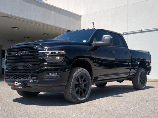 2025 RAM 2500 Laramie Crew Cab 4x4 6'4' Box