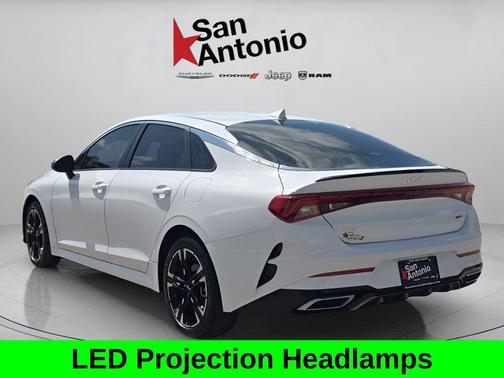 Glacial White Pearl 2024 Kia K5 GT-Line