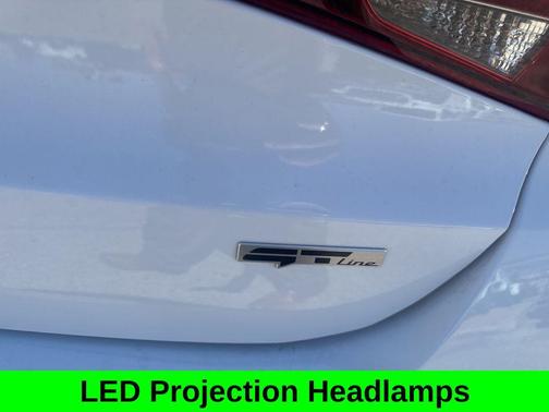 Glacial White Pearl 2024 Kia K5 GT-Line