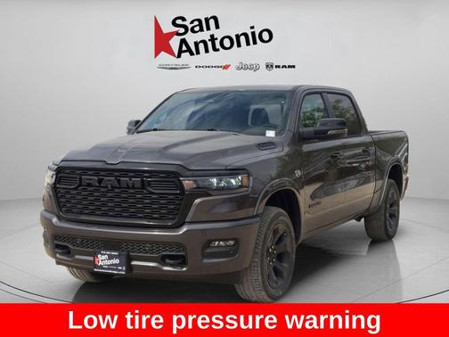 Granite Crystal Metallic Clearcoat 2026 RAM 1500 Big Horn/Lone Star