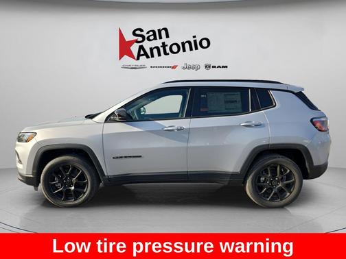 Silver Zynith Metallic Clearcoat 2026 Jeep Compass Latitude
