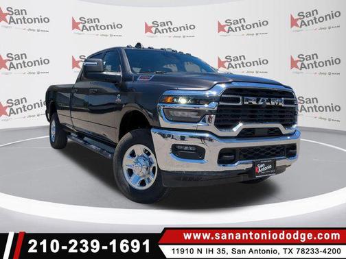 2025 RAM 2500 Tradesman Crew Cab 4x4 8' Box