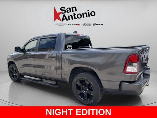 Granite Crystal Metallic Clearcoat 2024 RAM 1500 Big Horn/Lone Star