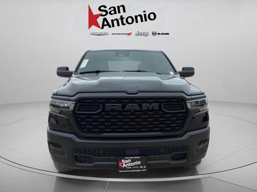 Diamond Black Crystal Pearlcoat 2026 RAM 1500 Tradesman
