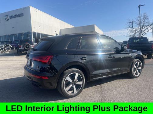 2023 Audi Q5 45 S line Prestige