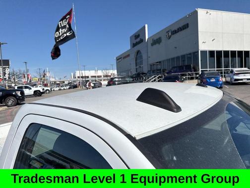 2022 RAM 2500 Tradesman Regular Cab 4x4 8' Box