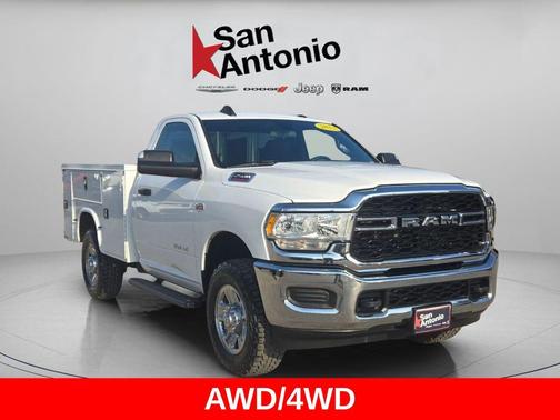 2022 RAM 2500 Tradesman Regular Cab 4x4 8' Box
