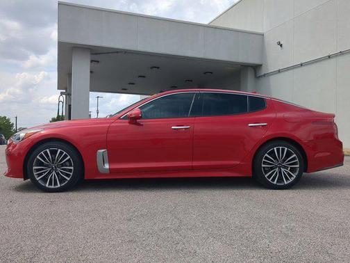 2019 Kia Stinger Base