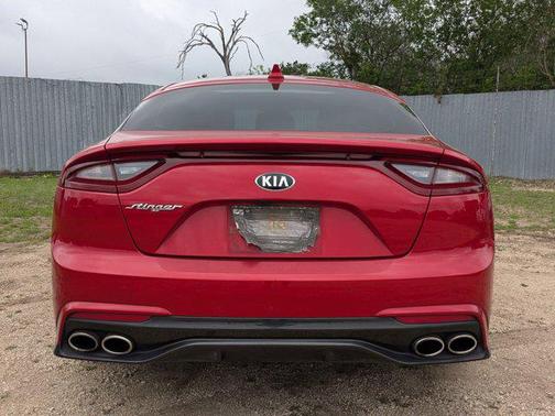 2019 Kia Stinger Base