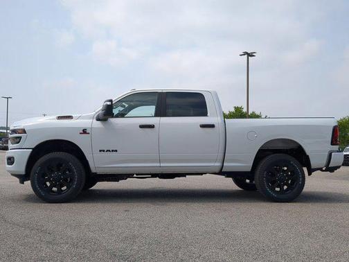 2025 RAM 2500 Lone Star Crew Cab 4x4 6'4' Box