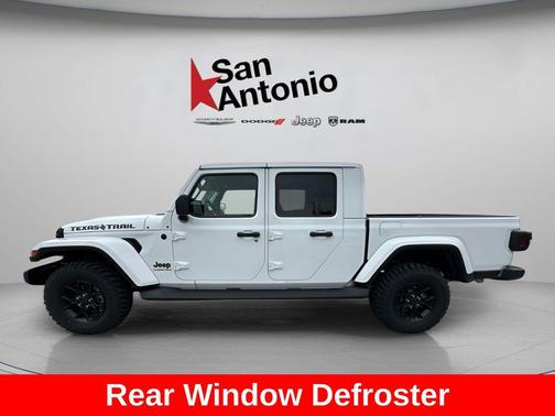 Bright White Clearcoat 2026 Jeep Gladiator Texas Trail 4x4