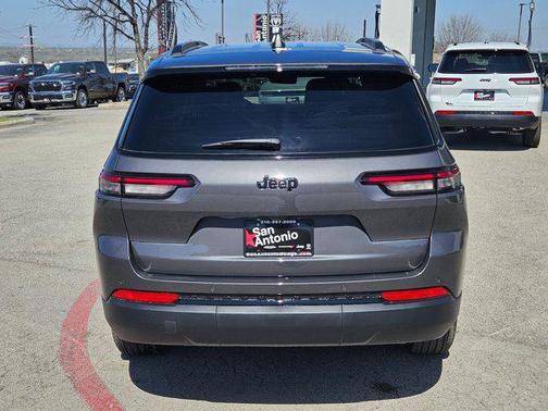 2025 Jeep Grand Cherokee L Altitude