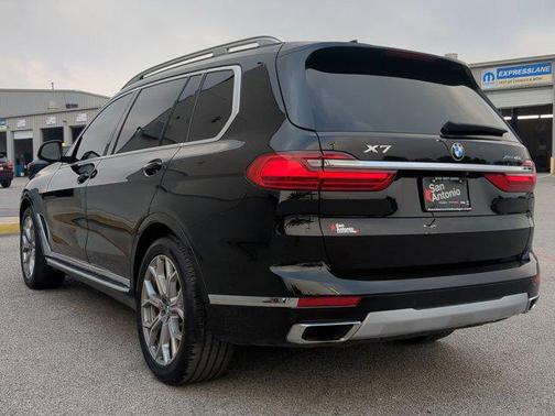 2021 BMW X7 xDrive40i