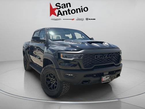 Diamond Black Crystal Pearlcoat 2026 RAM 1500 RHO Crew Cab 4x4 5'7' Box