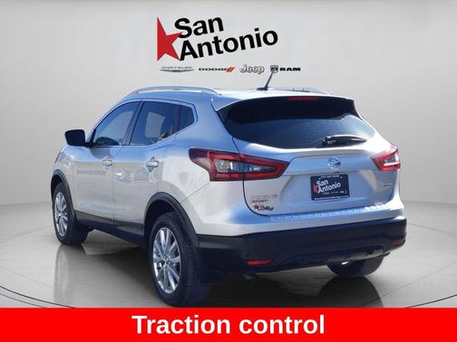 2022 Nissan Rogue Sport SV